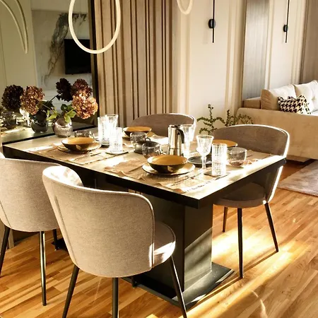 New&luxurious, Central&comfortable Appartamento