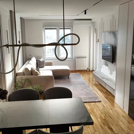 New&luxurious, Central&comfortable 아파트