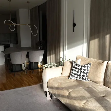 New&luxurious, Central&comfortable